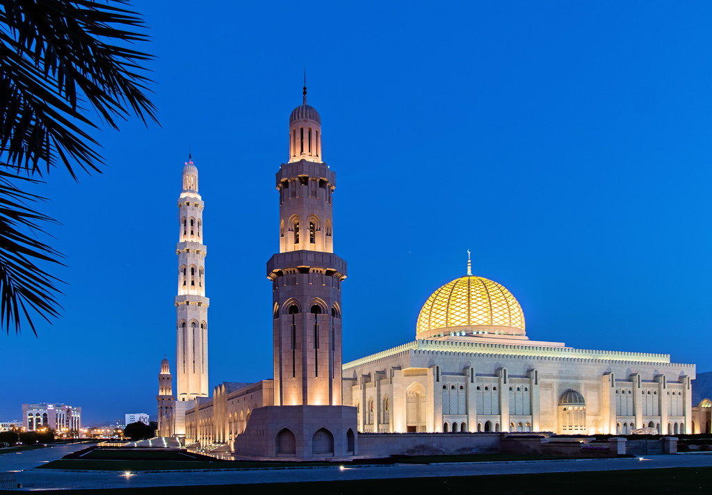 Sultan-Qaboos-Grand-Mosque-1